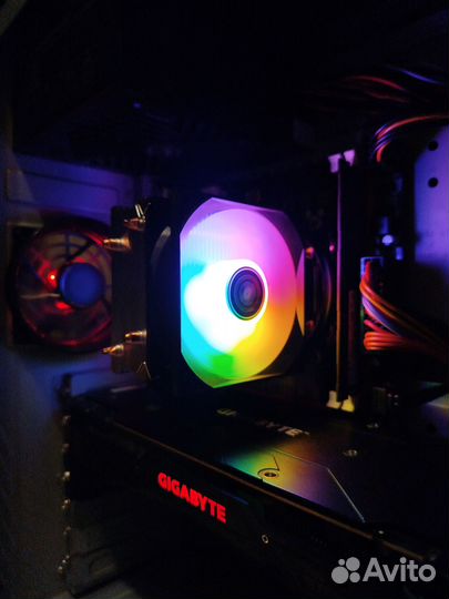 Игровой 12-ядер e5-2673v3 16g ssd-256g gtx1070-8g