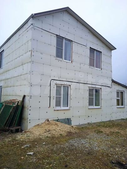 Дом 90 м² на участке 5 сот.