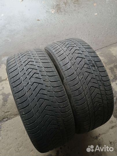 Pirelli Scorpion Winter 275/45 R21