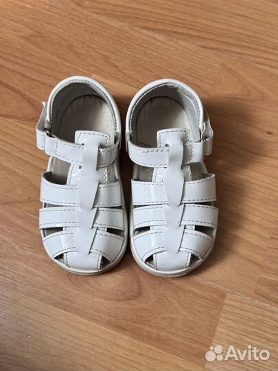Сандалии для девочки 23 размер