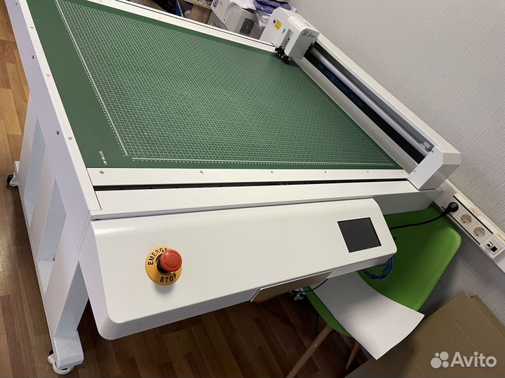 Планшетный плоттер Saga (4 головочный)