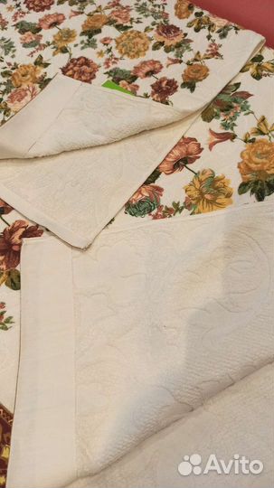 Махровые полотенца новые набор 2 шт