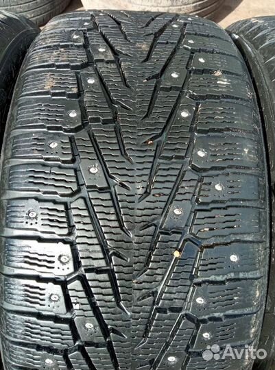 Nokian Tyres Hakkapeliitta 7 275/40 R20 96T