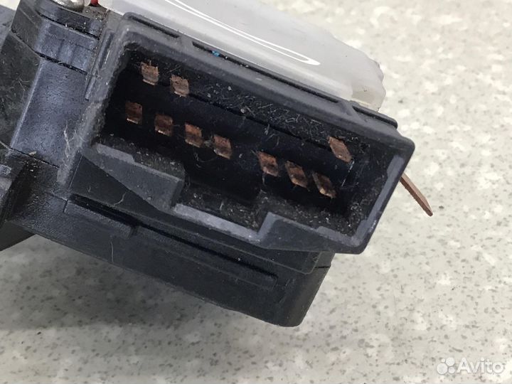 Переключатель стеклоочистителей Hyundai Accent II