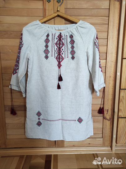 Вышиванка женская (ручная вышивка)