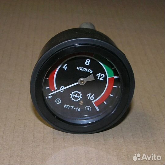 Манометр (0-16кг/см2) давления масла механический
