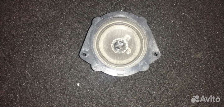 Динамик bose В торпеду Mercedes SL R230