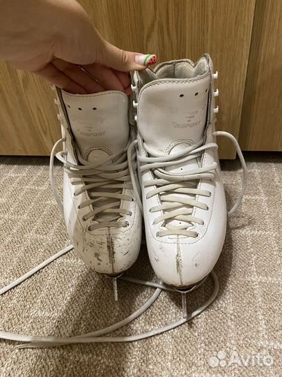 Коньки для фигурного катания risport