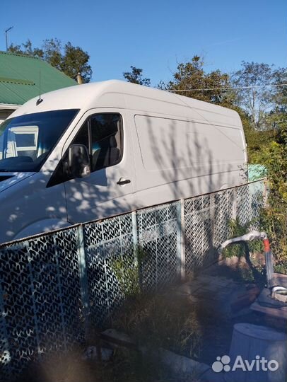 Mercedes-Benz Sprinter цельнометаллический, 2013