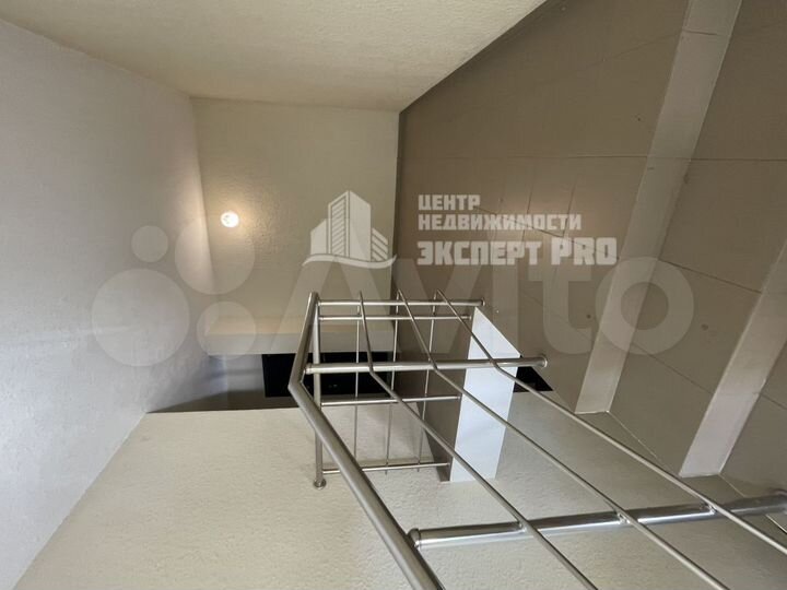 2-к. квартира, 49 м², 4/4 эт.