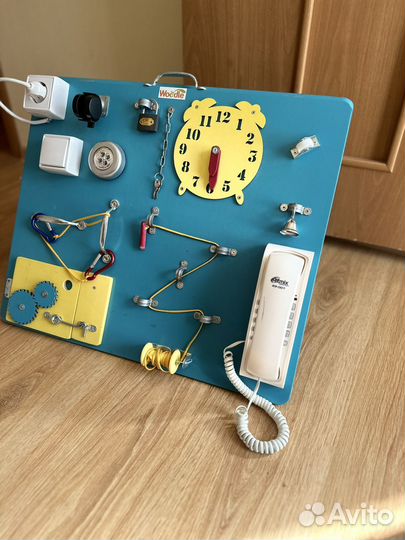 Бизиборд с доской для рисования