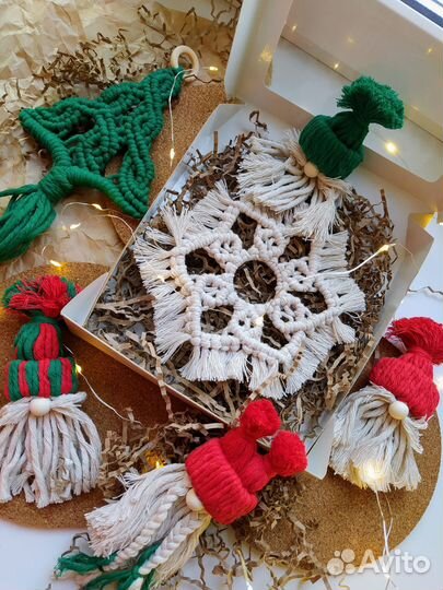 Новогодние игрушки ручной работы украшения макраме