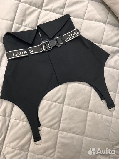 Баска с брендированным поясом Laturin