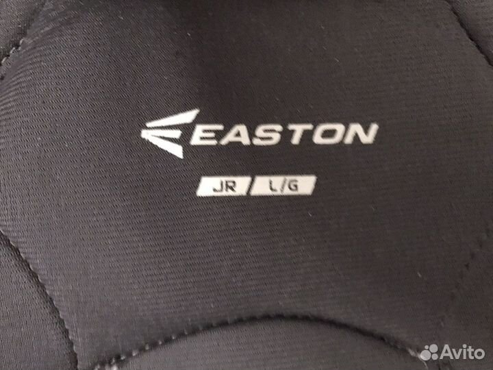 Нагрудник хоккейный