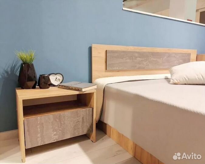 Тумба прикроватная