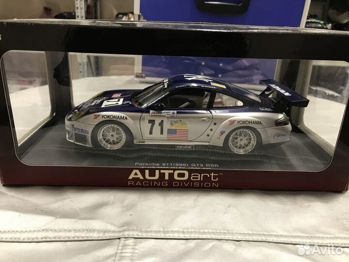 Autoart Porsche 911 GT3 RSR 2005 Alex Job #71