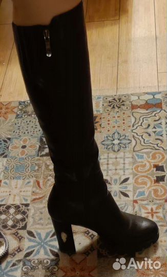 Одежда и аксессуары