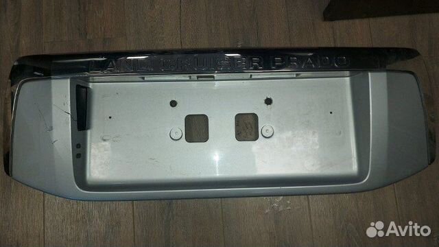 Накладка двери багажника Toyota Land Cruiser Prado