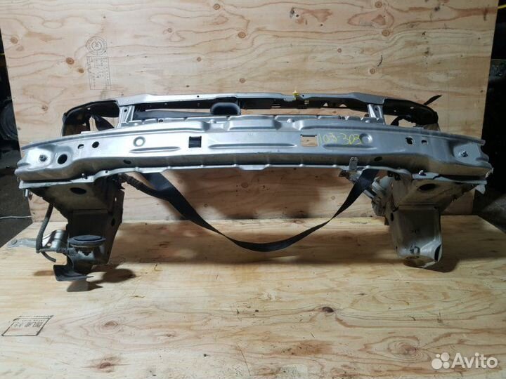 Рамка радиатора opel zafira