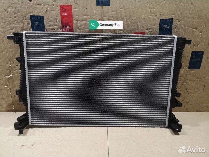 Радиатор двс Jeep Cherokee KL ED6 2.4L