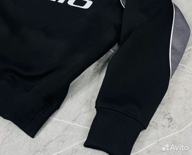 Свитшот umbro palace