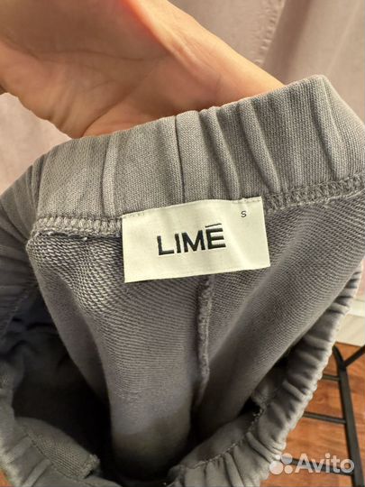 Спортивные штаны lime