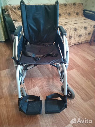 Инвалидная коляска новая