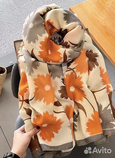 Шарф женский