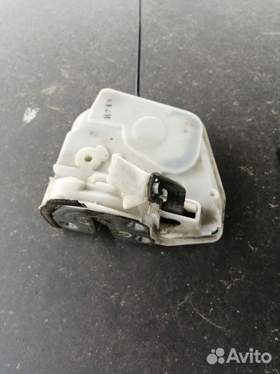 Замок дверной Mazda 6 GH