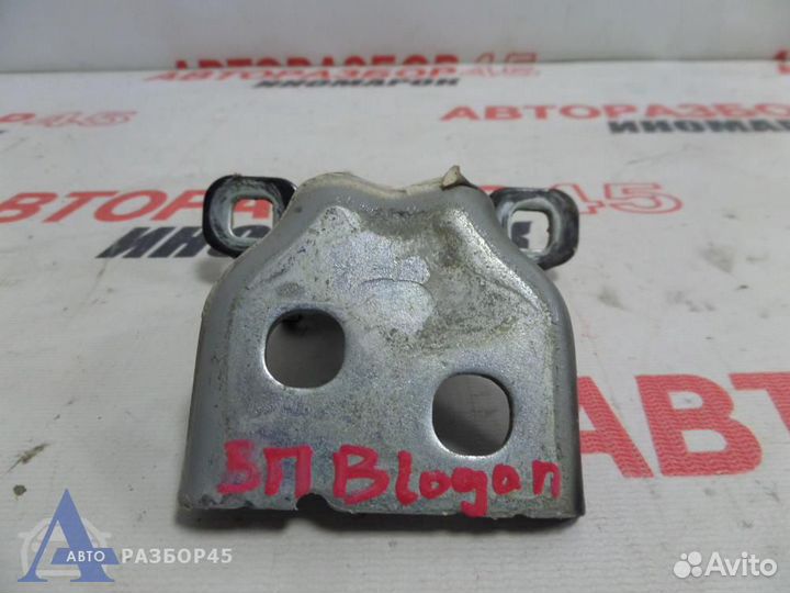 Петля двери задней правой верхняя для Renault Loga