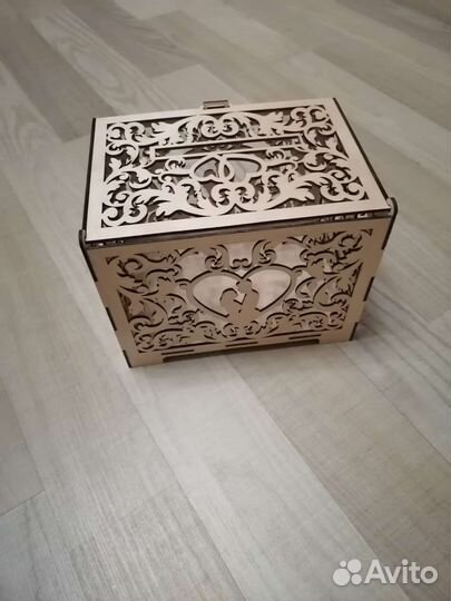 Свадебный сундук для денег