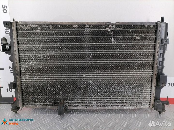 Радиатор (основной) Opel Corsa B 2000