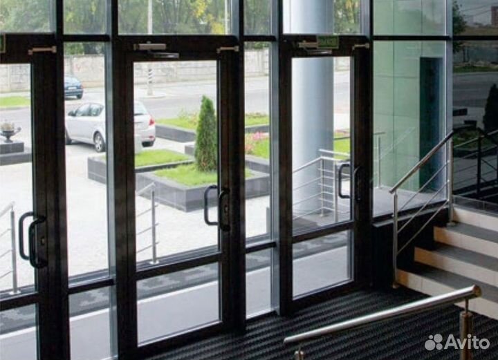 Пластиковые двери / Входная группа