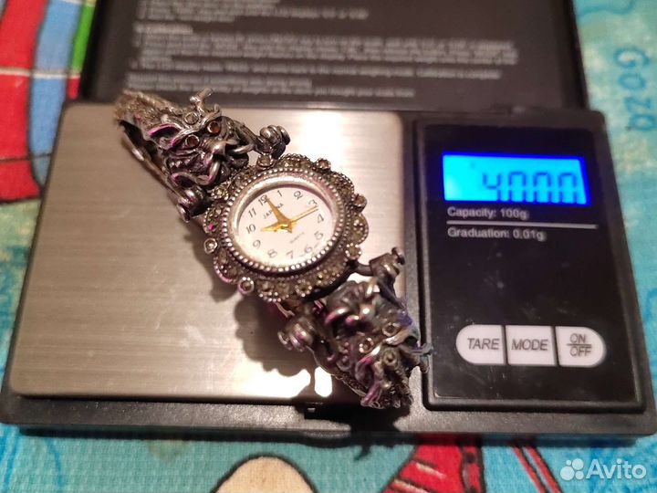 Часы серебро