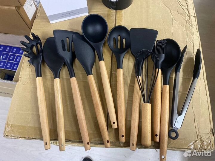 Кухонный набор из 11 предметов, помятая коробка