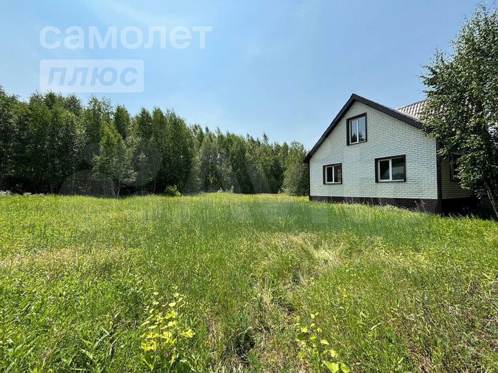 Дом 82 м² на участке 2 га