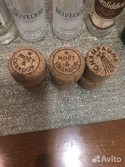 Мини бутылочки, пробки