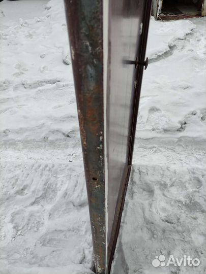 Дверь входные и межкомнатные б/у