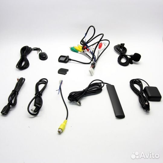 Штатная магнитола для Honda CR-V 2006-2012 гг. LeT