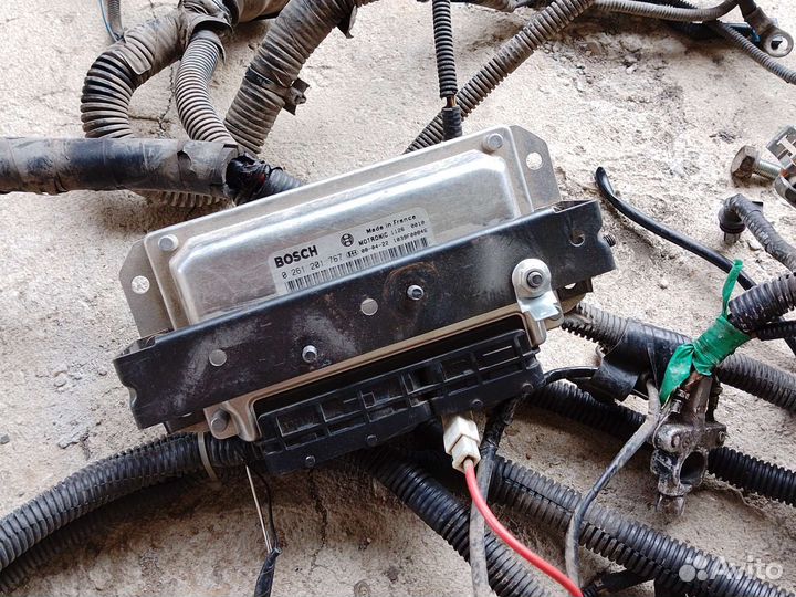 Проводка под капотная