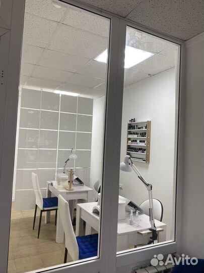 Аренда рабочего места мастера маникюра