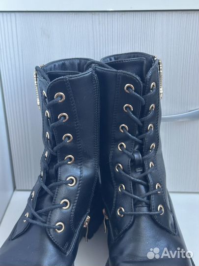 Ботинки женские 36