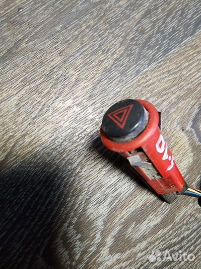 Кнопка аварийной сигнализации scania 4 seria