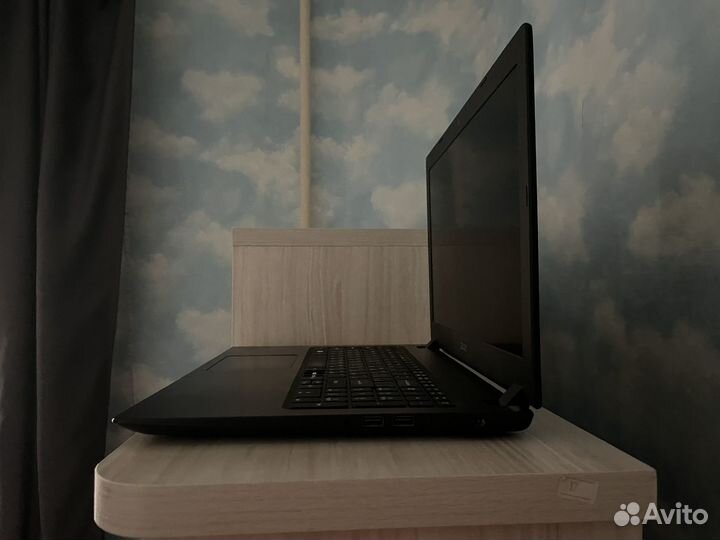 Ноутбук Acer aspire 3