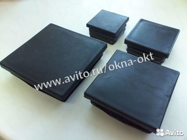 Пластиковая заглушка на трубу