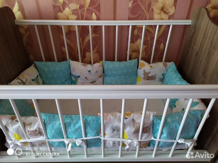 Бортики в кроватку