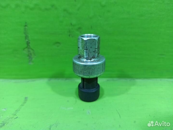 Датчик давления фреона Chevrolet Aveo 250 F14D4