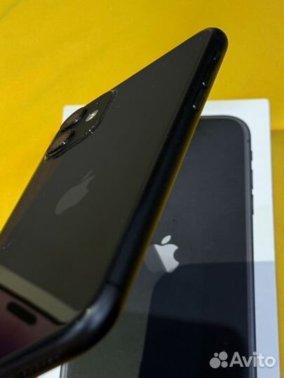iPhone 11, 64 ГБ