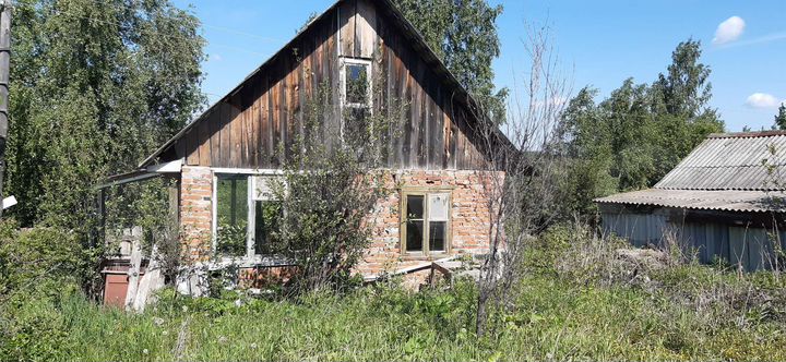 Дача 20 м² на участке 4 сот.