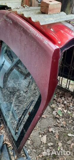 Крышка дверь багажника Мазда 626 1996г